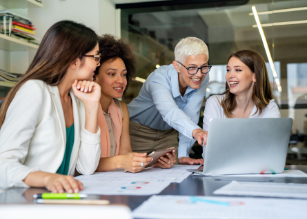 Donne e tecnologia: parte la Deda Academy - Women in Code 